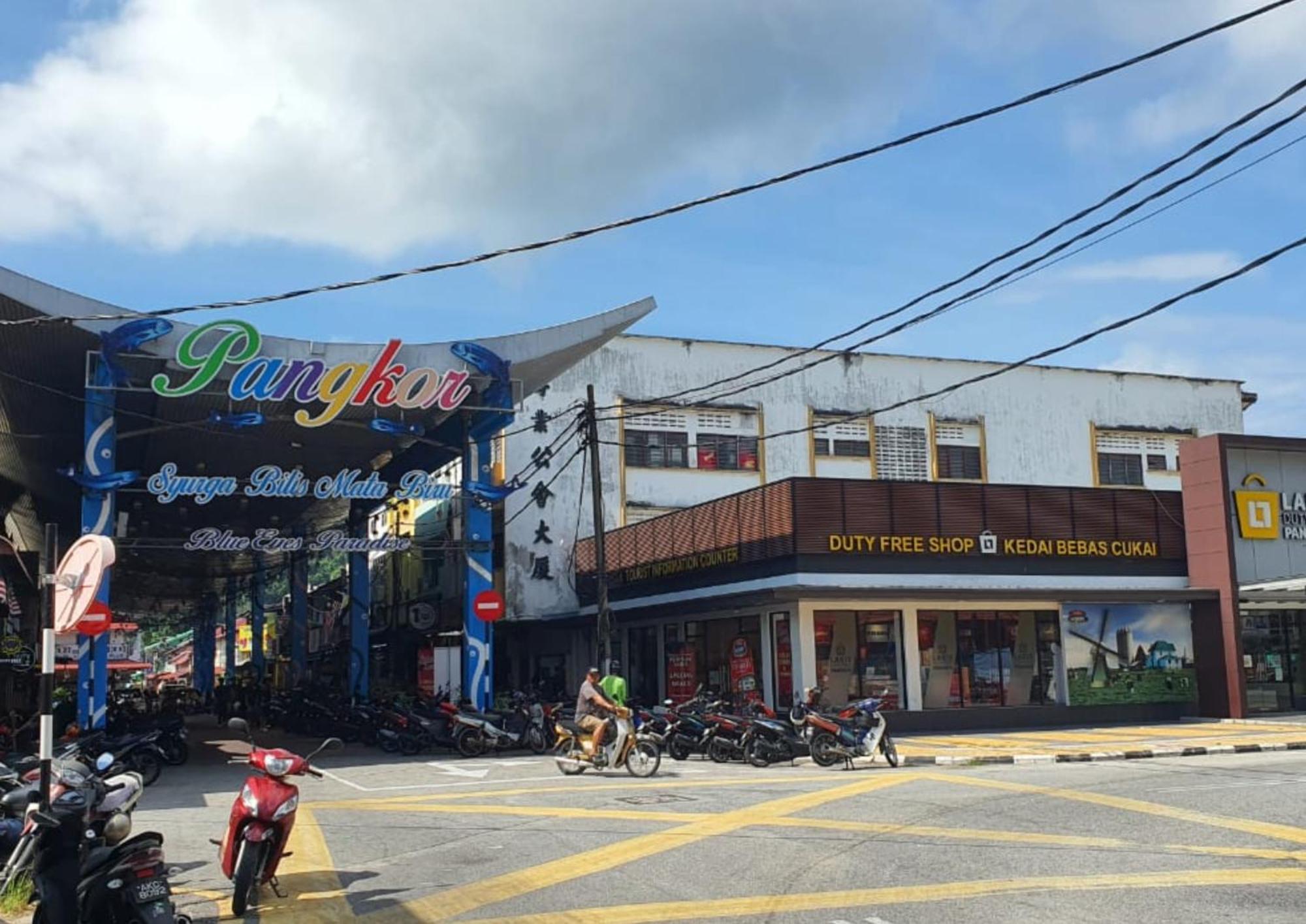 Shoplot Hostel Pangkor Kampong Pasir Bogak Exterior foto